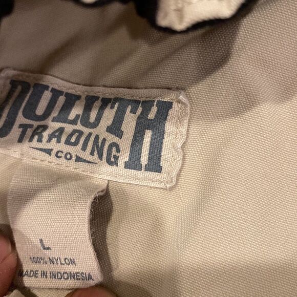 Duluth Trading Co Dry On the Fly Relaxed Fit Nylon Cargo Shorts size L EUC - Picture 5 of 9